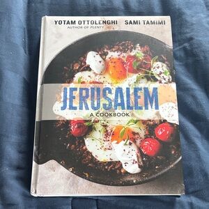 Jerusalem: A Cookbook by Yotam Ottolenghi and Sami Tamimi